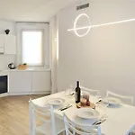 Minimal Chic Wi-fi Clima