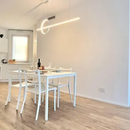 Appartamento Minimal Chic Wi-fi Clima