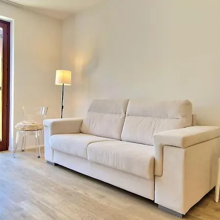 Minimal Chic Wi-fi Clima *