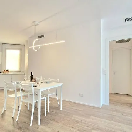 Minimal Chic Wi-fi Clima *