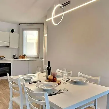 Minimal Chic Wi-fi Clima Lejlighed