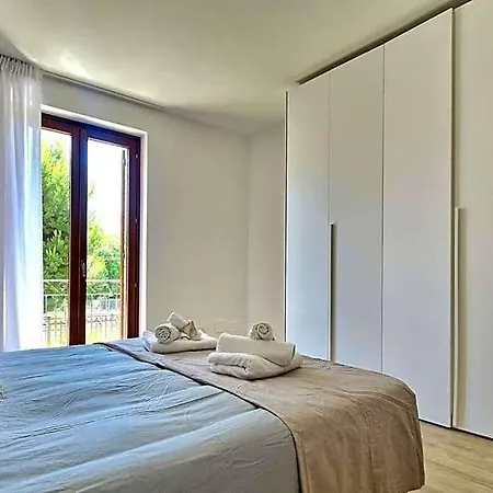 Minimal Chic Wi-fi Clima